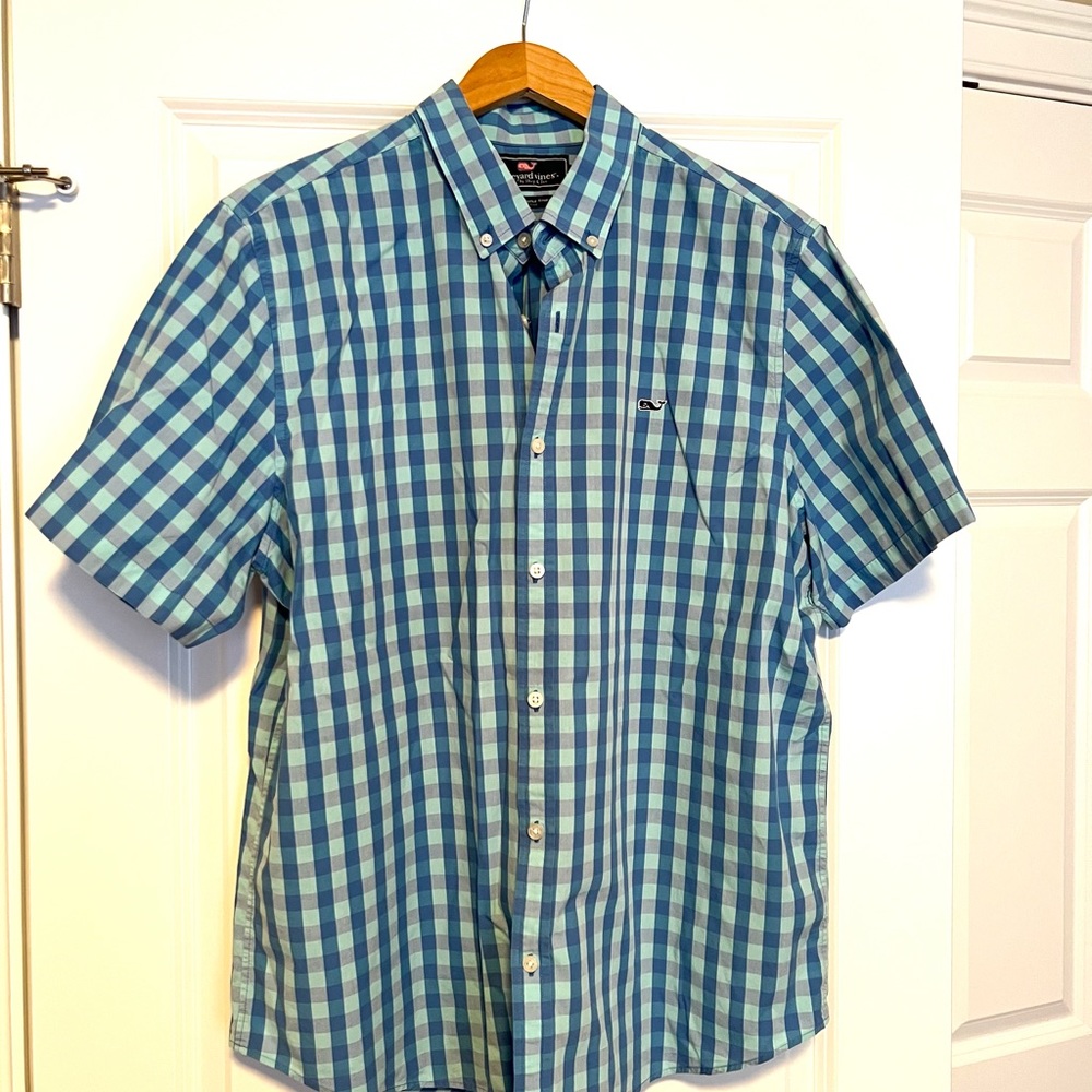 Men’s short sleeve button down